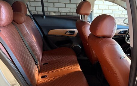 Chevrolet Cruze II, 2012 год, 700 000 рублей, 6 фотография