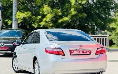 Toyota Camry, 2008 год, 749 999 рублей, 9 фотография