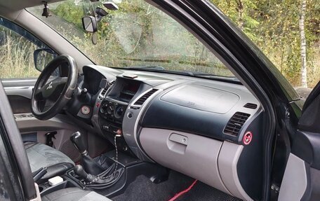 Mitsubishi Pajero Sport II рестайлинг, 2013 год, 1 550 000 рублей, 6 фотография
