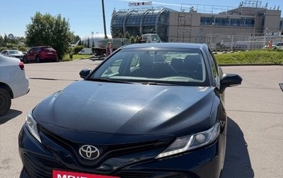 Toyota Camry, 2019 год, 2 150 000 рублей, 1 фотография