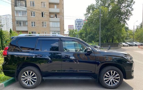 Toyota Land Cruiser Prado 150 рестайлинг 2, 2019 год, 5 500 000 рублей, 4 фотография