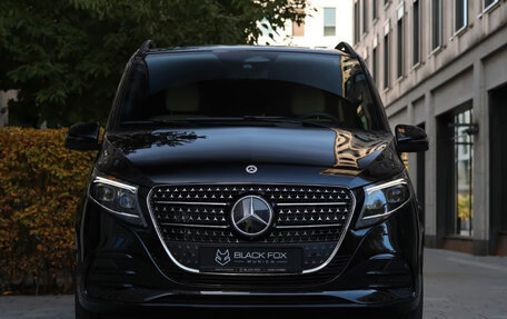 Mercedes-Benz V-Класс, 2026 год, 11 590 000 рублей, 2 фотография
