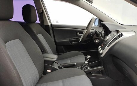 KIA cee'd I рестайлинг, 2011 год, 849 000 рублей, 10 фотография