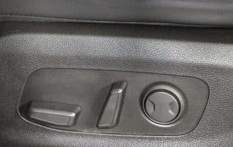 KIA Carnival III, 2021 год, 3 290 000 рублей, 17 фотография