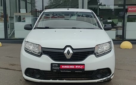 Renault Logan II, 2018 год, 599 000 рублей, 2 фотография