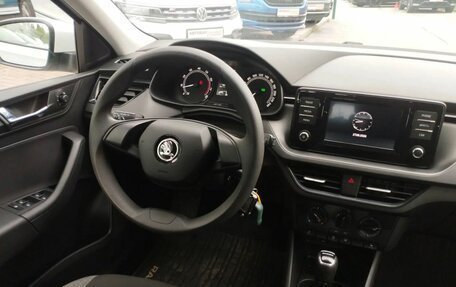 Skoda Rapid II, 2020 год, 1 579 000 рублей, 27 фотография