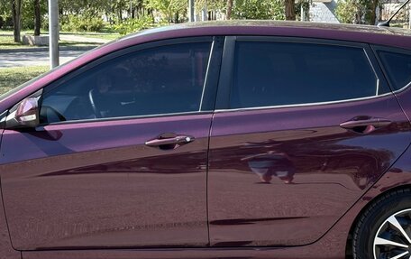 Hyundai Solaris II рестайлинг, 2012 год, 750 000 рублей, 4 фотография