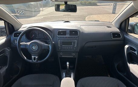 Volkswagen Polo VI (EU Market), 2013 год, 900 000 рублей, 12 фотография