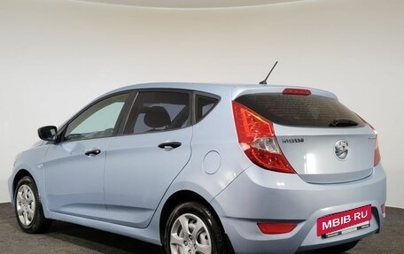 Hyundai Solaris II рестайлинг, 2012 год, 570 000 рублей, 7 фотография