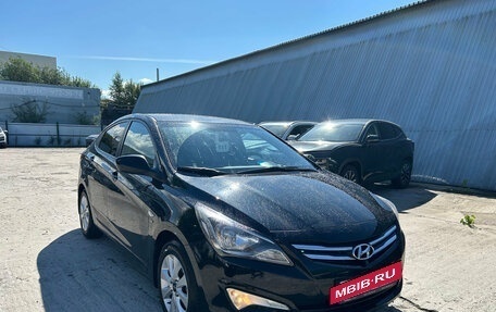 Hyundai Solaris II рестайлинг, 2016 год, 1 049 000 рублей, 4 фотография