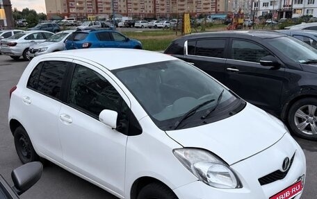 Toyota Vitz, 2010 год, 400 000 рублей, 1 фотография
