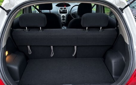 Toyota Vitz, 2010 год, 400 000 рублей, 8 фотография