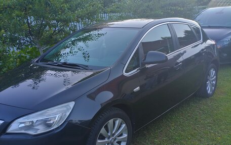 Opel Astra J, 2011 год, 525 000 рублей, 4 фотография