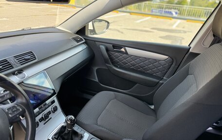 Volkswagen Passat B7, 2011 год, 749 999 рублей, 16 фотография