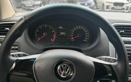 Volkswagen Polo VI (EU Market), 2016 год, 635 000 рублей, 3 фотография