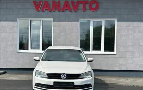 Volkswagen Jetta VI, 2015 год, 1 090 000 рублей, 2 фотография