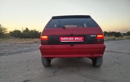 SEAT Ibiza IV рестайлинг 2, 1991 год, 60 000 рублей, 5 фотография