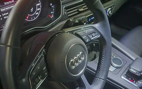 Audi A4, 2019 год, 3 100 000 рублей, 10 фотография