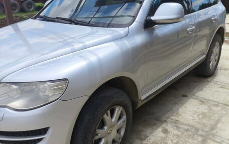 Volkswagen Touareg III, 2007 год, 950 000 рублей, 2 фотография