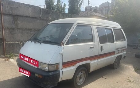 Toyota Town Ace III, 1988 год, 190 000 рублей, 3 фотография