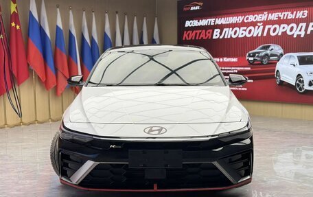 Hyundai Elantra, 2023 год, 2 000 000 рублей, 2 фотография