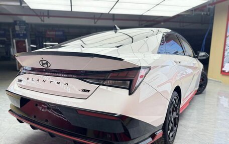 Hyundai Elantra, 2023 год, 2 000 000 рублей, 5 фотография
