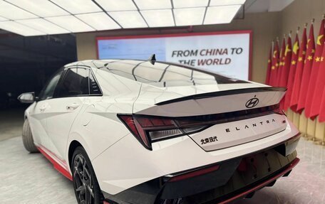 Hyundai Elantra, 2023 год, 2 000 000 рублей, 7 фотография