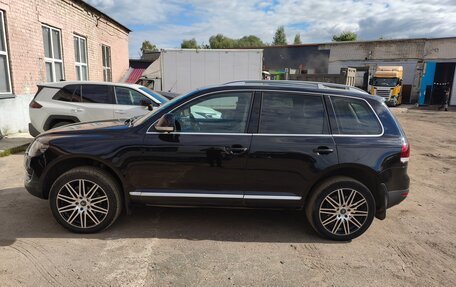 Volkswagen Touareg III, 2008 год, 1 750 000 рублей, 2 фотография