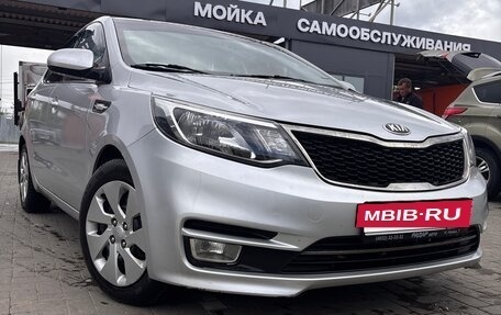 KIA Rio III рестайлинг, 2015 год, 1 000 000 рублей, 3 фотография