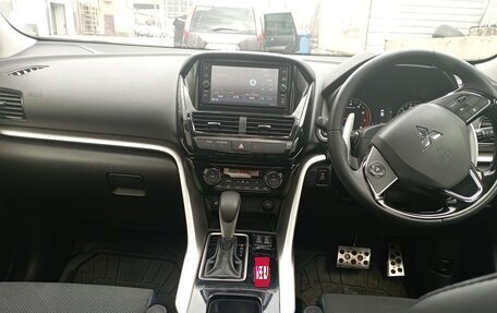 Mitsubishi Eclipse Cross, 2021 год, 2 500 000 рублей, 3 фотография