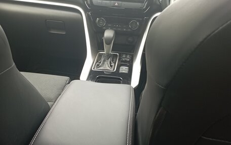 Mitsubishi Eclipse Cross, 2021 год, 2 500 000 рублей, 36 фотография
