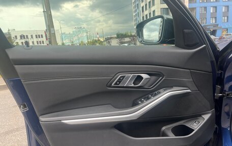 BMW 3 серия, 2020 год, 2 790 000 рублей, 9 фотография