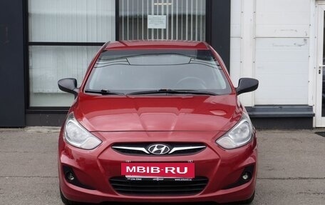 Hyundai Solaris II рестайлинг, 2011 год, 630 000 рублей, 2 фотография