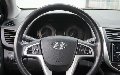 Hyundai Solaris II рестайлинг, 2011 год, 630 000 рублей, 12 фотография