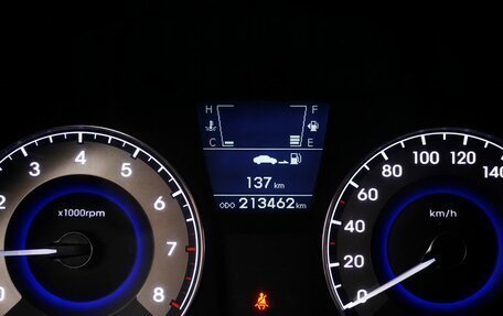 Hyundai Solaris II рестайлинг, 2011 год, 630 000 рублей, 13 фотография