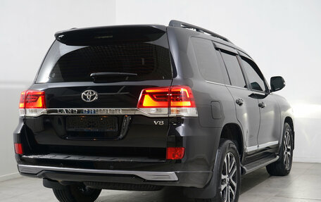 Toyota Land Cruiser 200, 2015 год, 6 299 000 рублей, 8 фотография