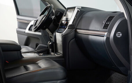 Toyota Land Cruiser 200, 2015 год, 6 299 000 рублей, 13 фотография