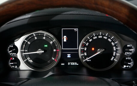 Toyota Land Cruiser 200, 2015 год, 6 299 000 рублей, 29 фотография