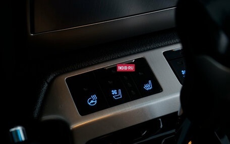 Toyota Land Cruiser 200, 2015 год, 6 299 000 рублей, 27 фотография