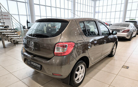Renault Sandero II рестайлинг, 2018 год, 899 000 рублей, 9 фотография
