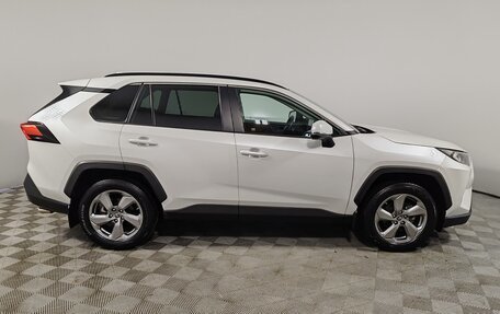 Toyota RAV4, 2021 год, 3 480 000 рублей, 4 фотография