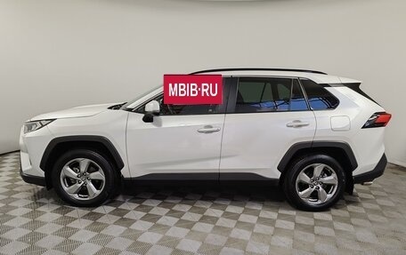 Toyota RAV4, 2021 год, 3 480 000 рублей, 8 фотография