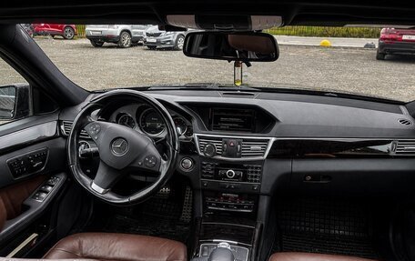 Mercedes-Benz E-Класс, 2010 год, 2 100 000 рублей, 19 фотография