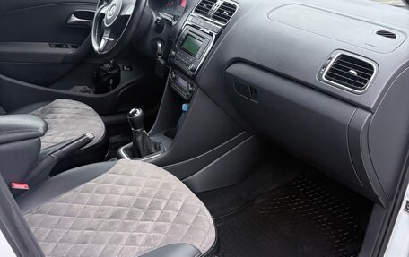 Volkswagen Polo VI (EU Market), 2014 год, 830 000 рублей, 5 фотография