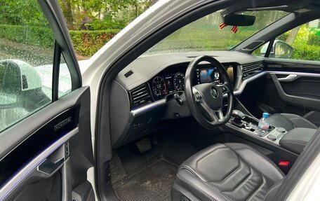 Volkswagen Touareg III, 2020 год, 5 950 000 рублей, 8 фотография