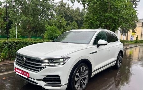 Volkswagen Touareg III, 2020 год, 5 950 000 рублей, 2 фотография