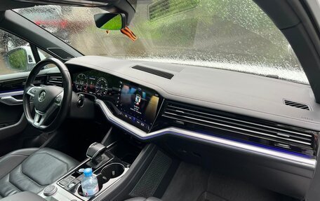 Volkswagen Touareg III, 2020 год, 5 950 000 рублей, 17 фотография