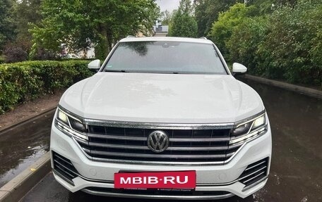 Volkswagen Touareg III, 2020 год, 5 950 000 рублей, 6 фотография
