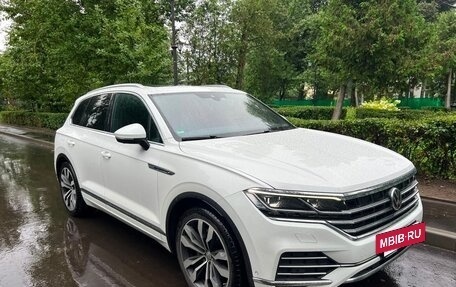 Volkswagen Touareg III, 2020 год, 5 950 000 рублей, 9 фотография