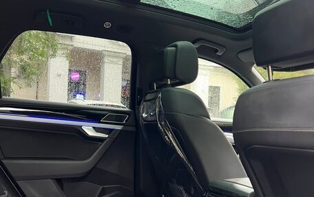 Volkswagen Touareg III, 2020 год, 5 950 000 рублей, 21 фотография